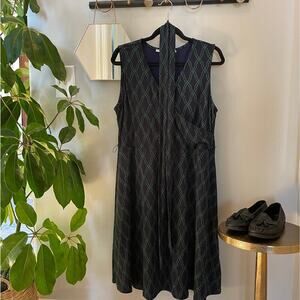 41 Hawthorn XL Wrap Dress | Navy Green Geometric Sleeveless Business Capsule EUC